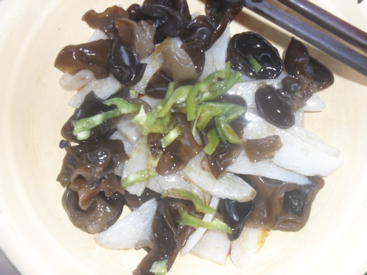 凉拌山药木耳步骤4