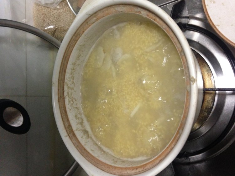 山药小米粥步骤6