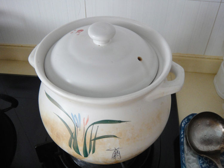 红椎菌猪尾骨山药汤步骤11