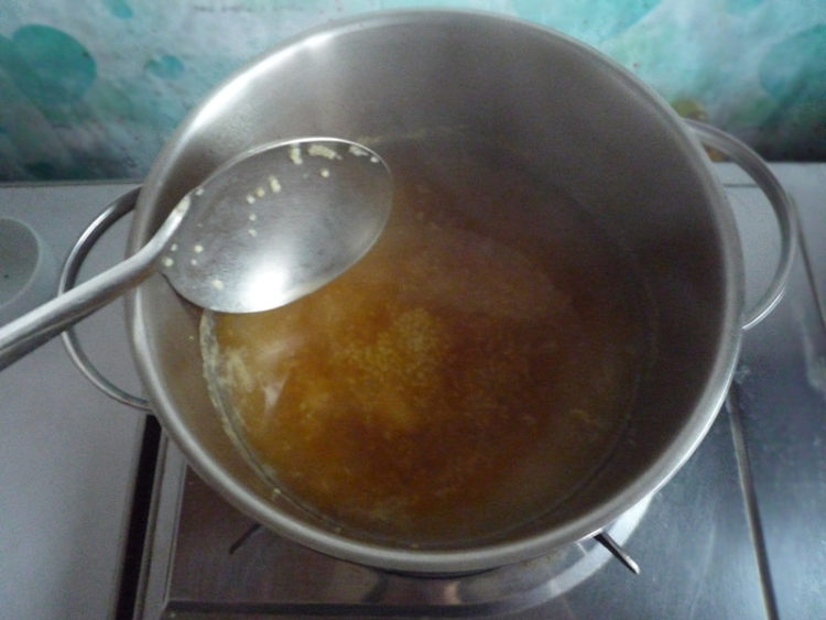 红糖山药小米粥步骤7
