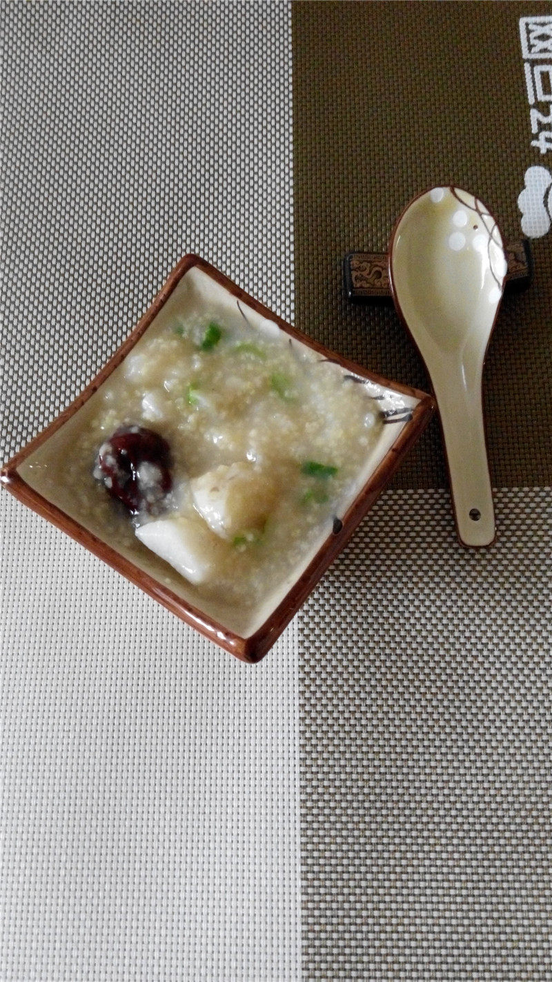 山药银耳红枣粥步骤6