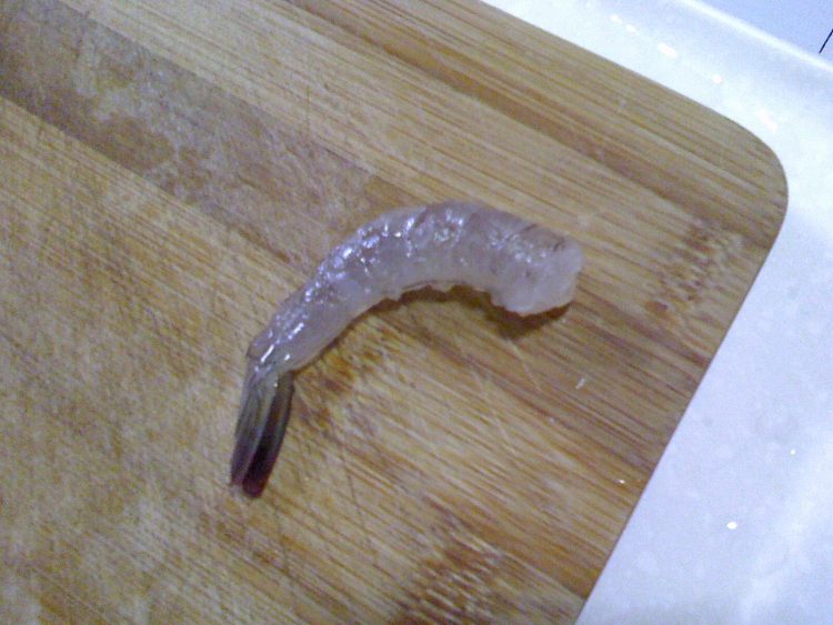 三色蒸虾仁步骤2