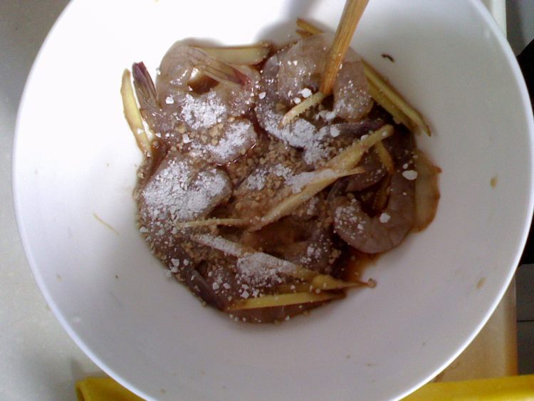 三色蒸虾仁步骤11
