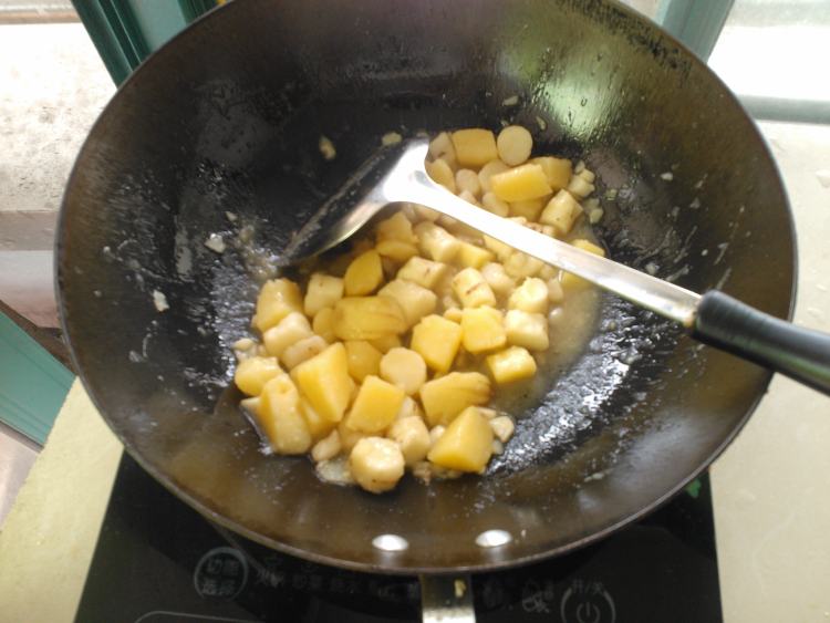 清炒土豆山药蛋子步骤6