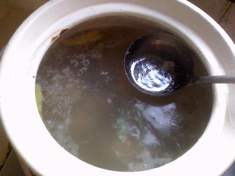 山药煲鸭汤步骤4