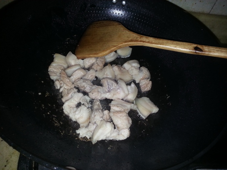山药香菇炒肉步骤1