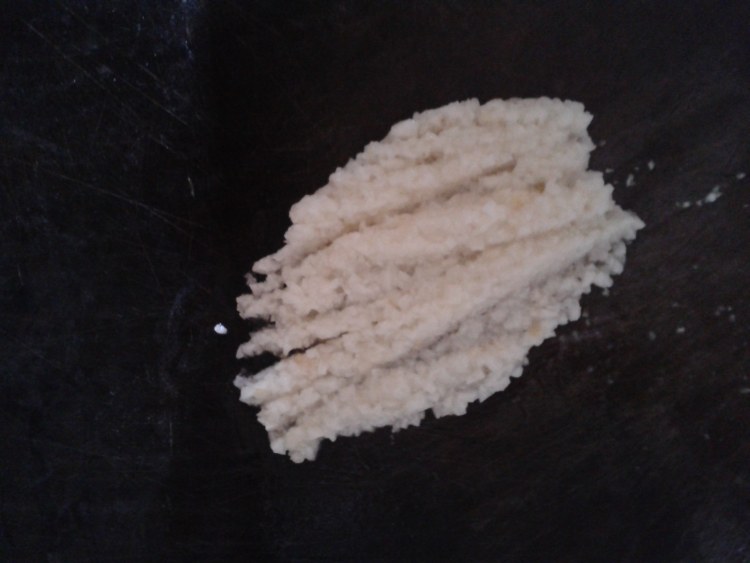 山药虾皮粥步骤1