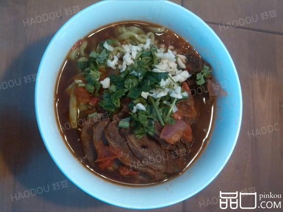 牛肉翡翠面
