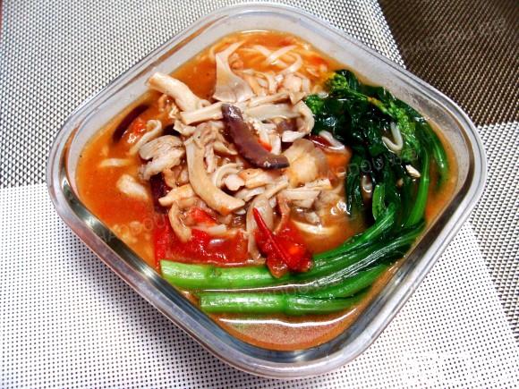 番茄平菇肉丝面