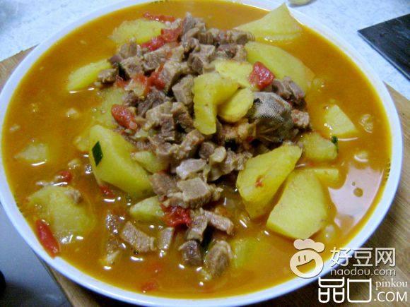 牛肉炖土豆番茄