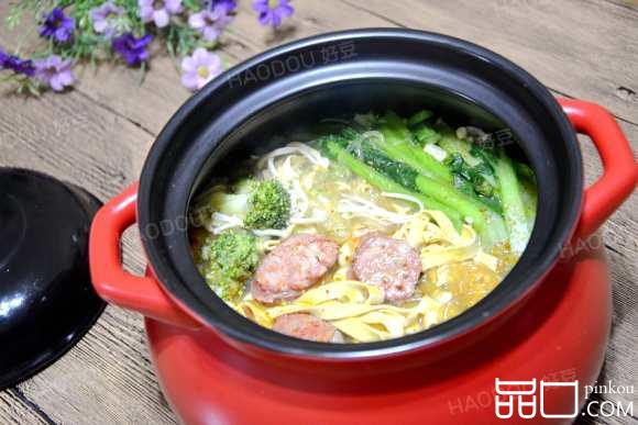 麻辣肠砂锅