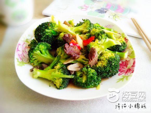 酱牛肉炒西兰花