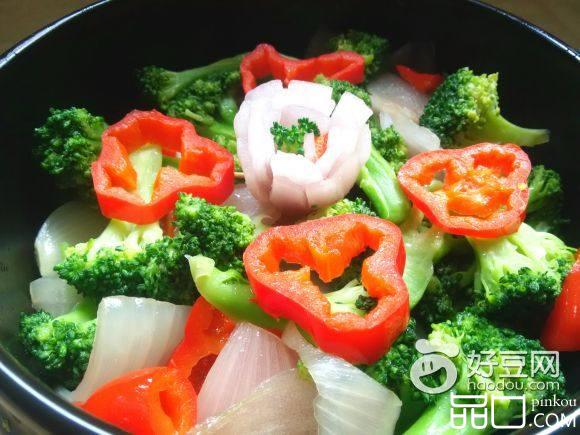 西兰花炒洋葱