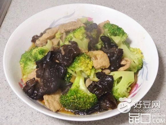 西兰花木耳炒肉片