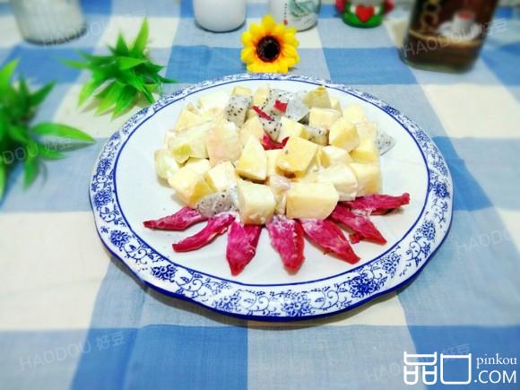 加奶水果沙拉