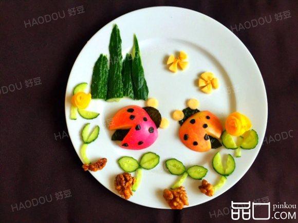 水果拼盘～可爱的瓢虫