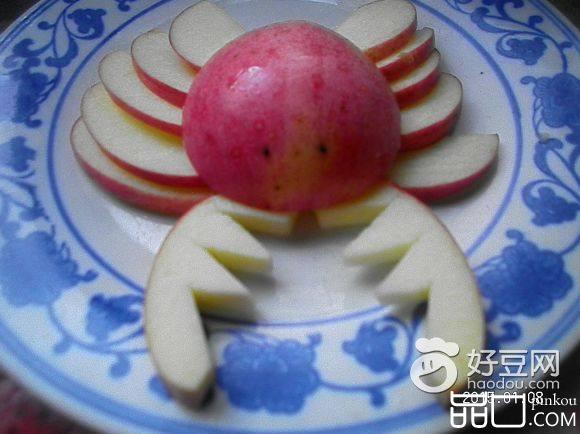 苹果拼盘-螃蟹