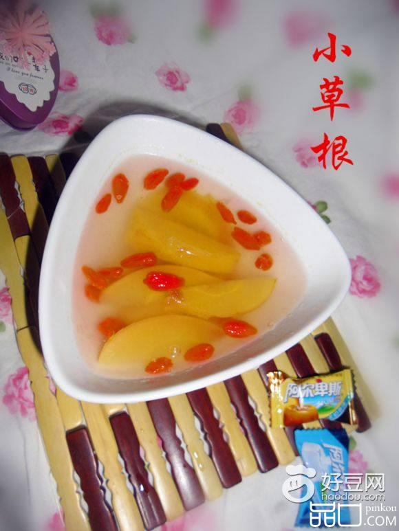 冰糖枸杞苹果
