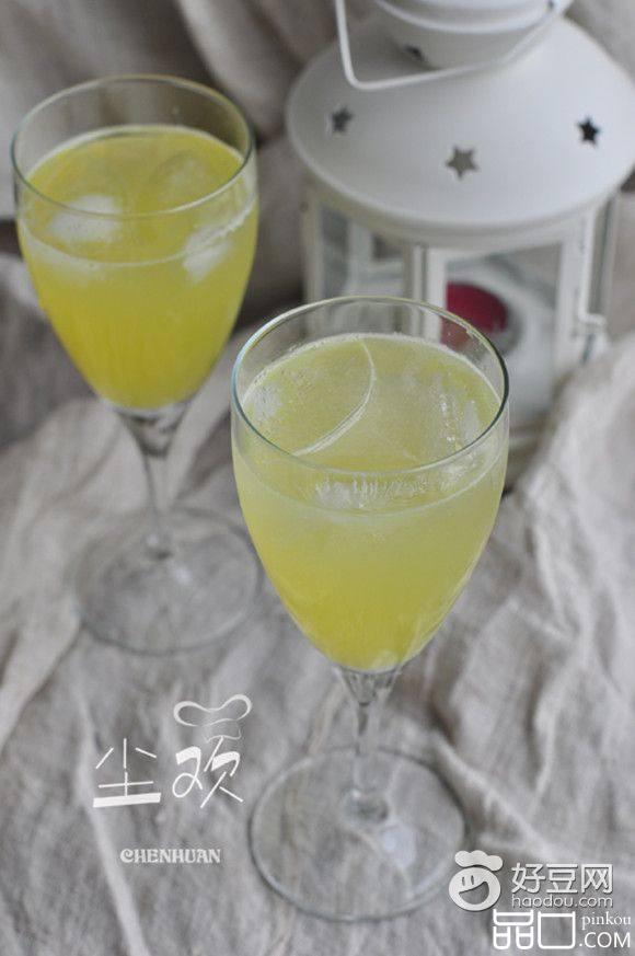 菠萝苏打水