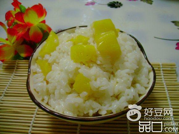 菠萝焖饭