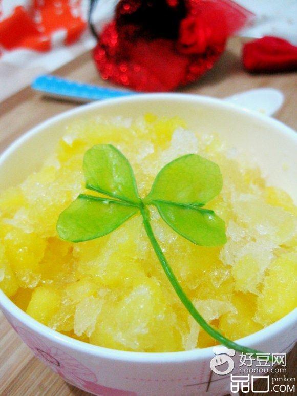 菠萝刨冰