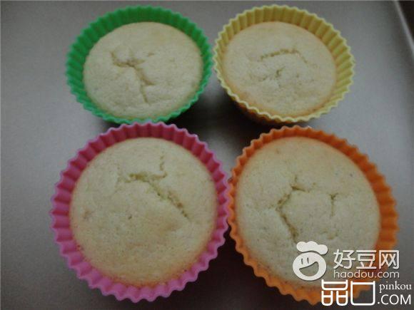 香蕉海绵蛋糕