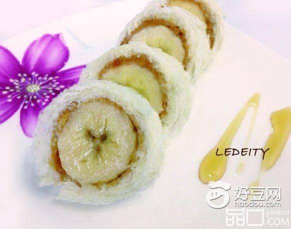 香蕉土司花生酱卷