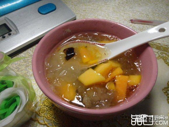 双耳炖木瓜