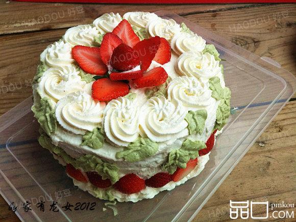 草莓生日蛋糕