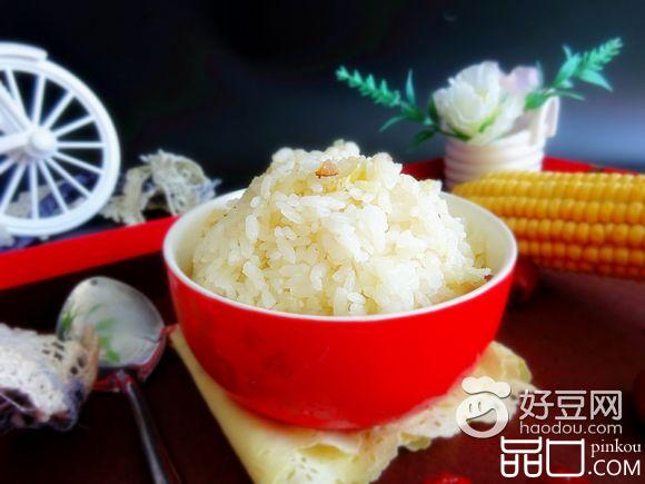 枣香玉米汁焖饭