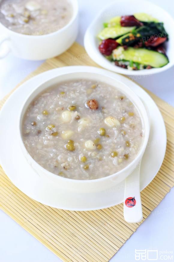 绿豆莲子糯米粥