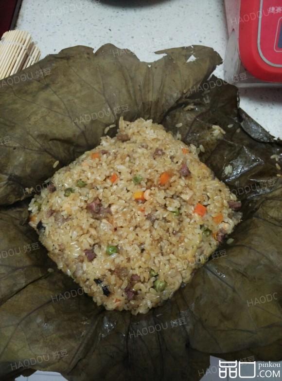 腊肠荷叶饭