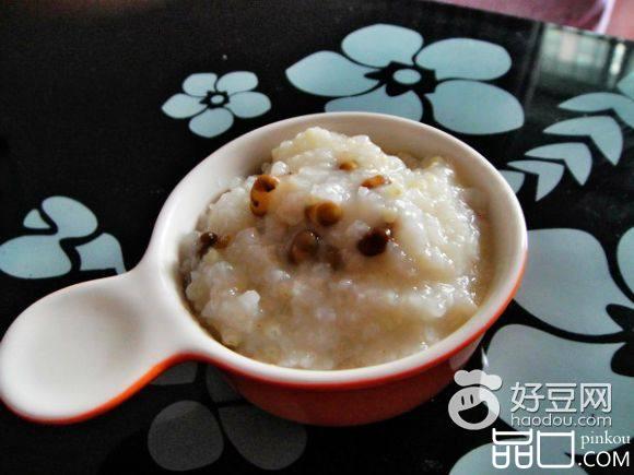 绿豆薏米小米粥