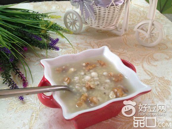 薏米核桃粥