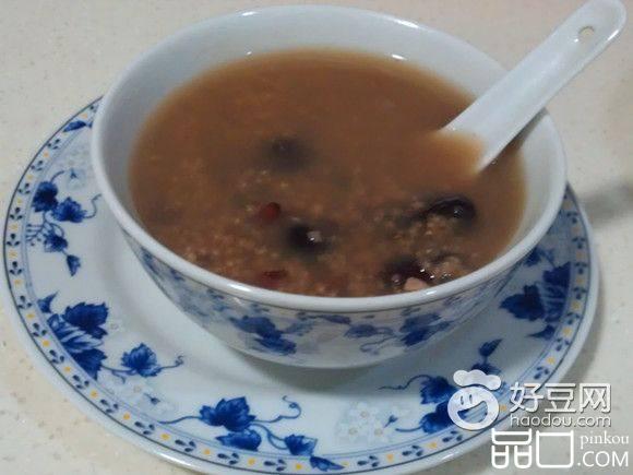 小米荞麦红枣粥
