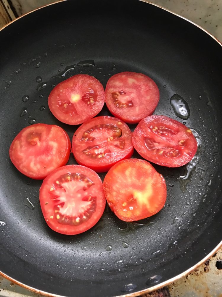 西红柿煎土豆步骤5