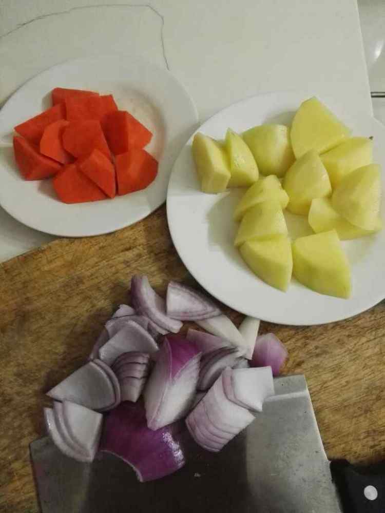 匈牙利炖肉步骤2