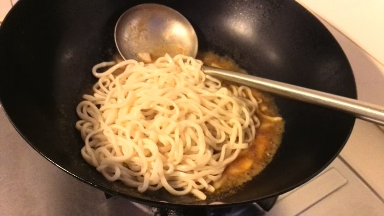 煎蛋茄汁炒面步骤14