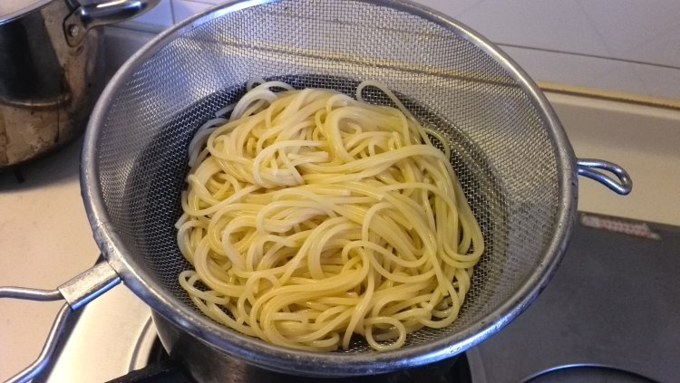 茄汁鸡蛋意面#百味来步骤2