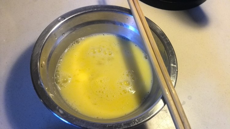 番茄嫩炒蛋步骤2