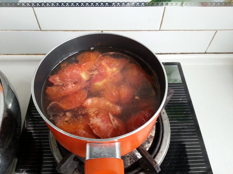 西红柿牛肉面步骤1