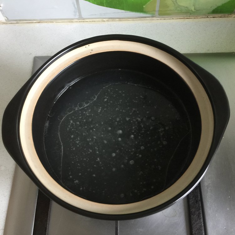 香菇西红柿疙瘩汤步骤5