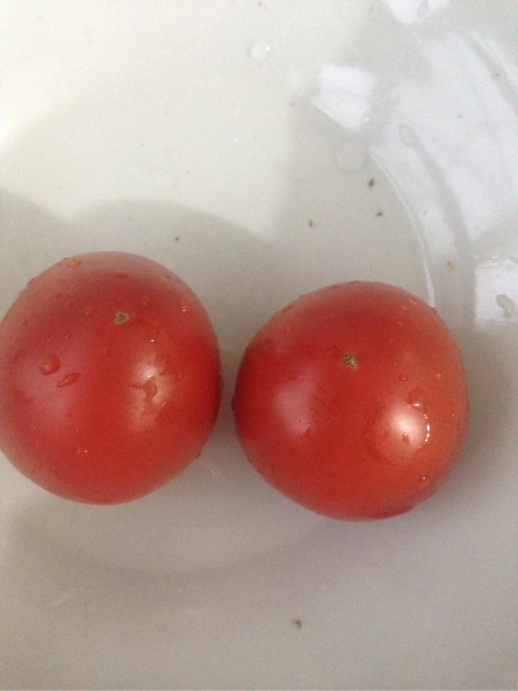 西红柿豆角汤步骤1