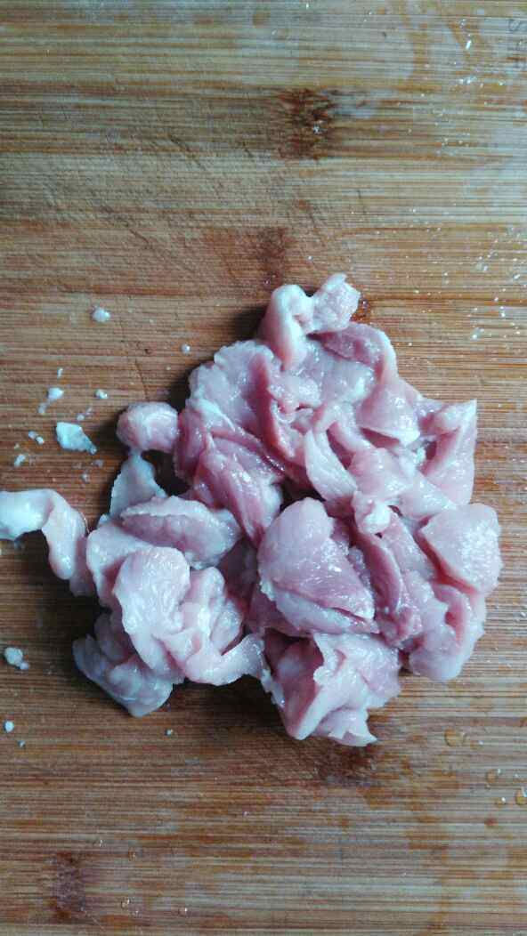 西红柿炒腐竹步骤1
