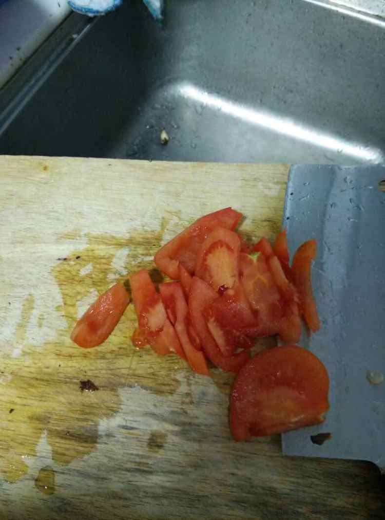 紫云英西红柿香菇丸子步骤4