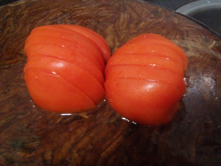 洋白菜西红柿烩面步骤2