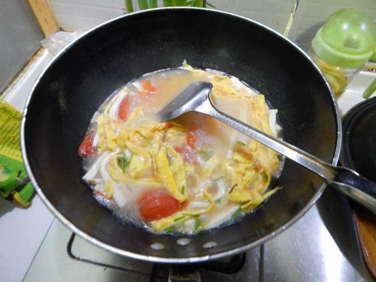 西红柿豆腐丝汤步骤19