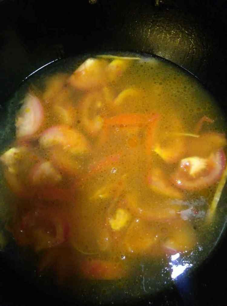 西红柿财鱼片汤步骤9