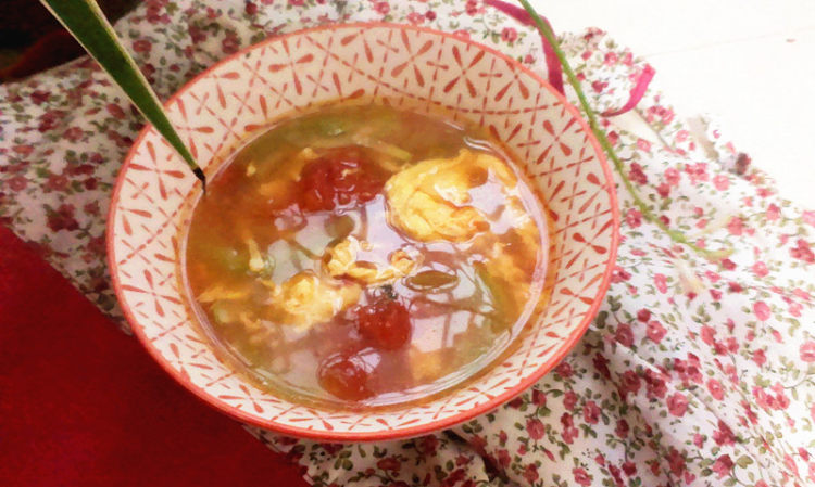 西红柿丝瓜鸡蛋汤步骤8