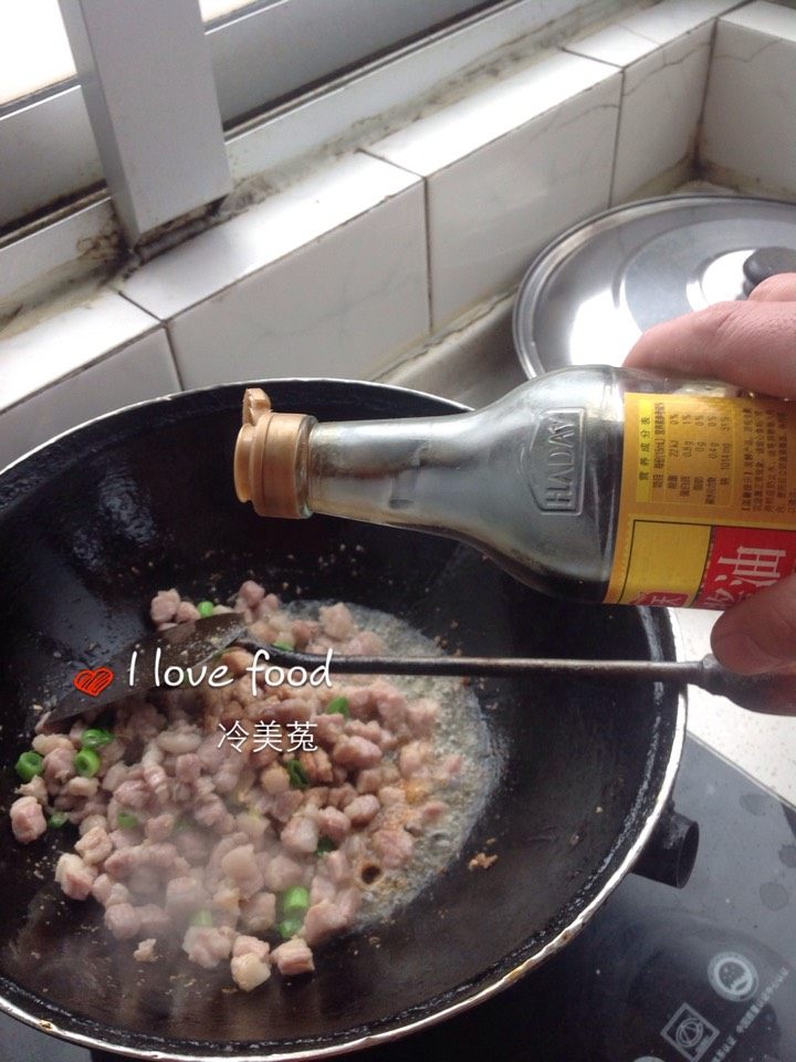 西红柿肉丁打卤面步骤9